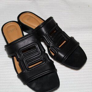 Shoe